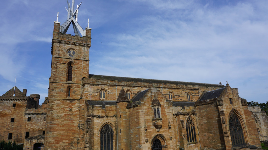 Saint Michael's Parish Church, Lintlithgow