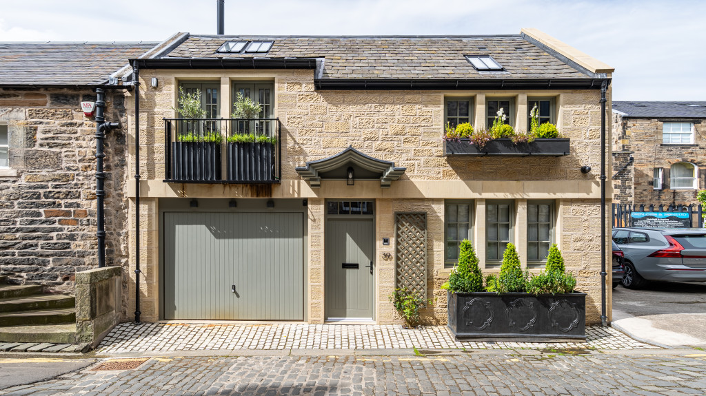 Hill Street Lane Mews House 